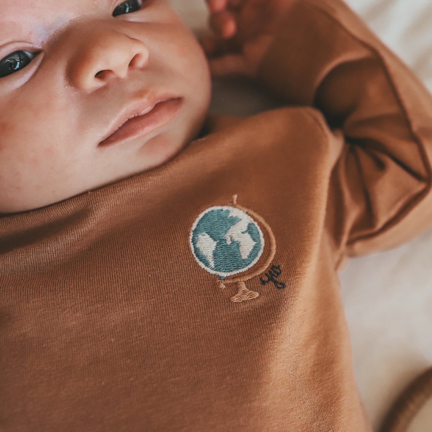 Longsleeve Globe - Nieuw!