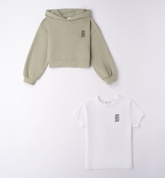 Sweater + T-shirt Joy